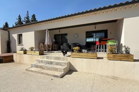 Location Maison à Sorgues 9 personnes