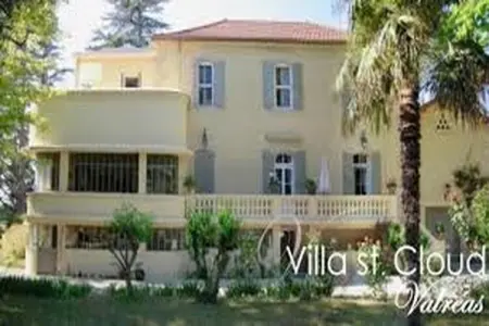 Location Maison à Valréas 14 personnes