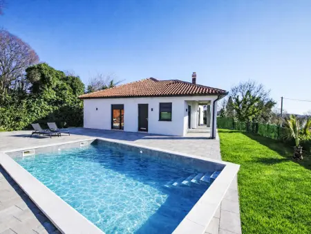 Location Villa à Nedescina 6 personnes