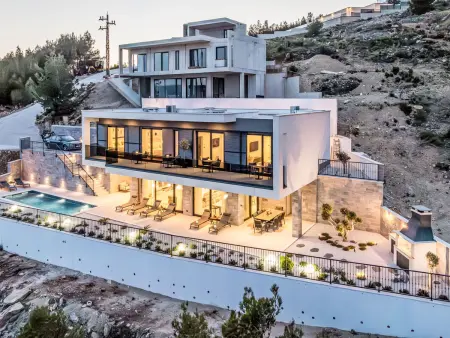 Location Villa à Dugi Rat 8 personnes