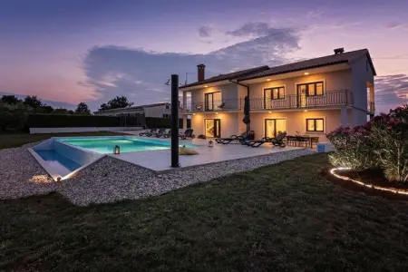 Location Villa à Vižinada 8 personnes