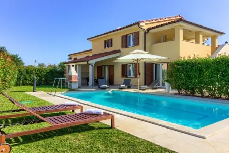 Location Villa à Pula 10 personnes