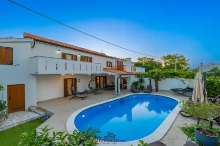 Location Villa à Krk 8 personnes