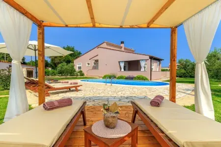 Location Maison à Marcana 8 personnes