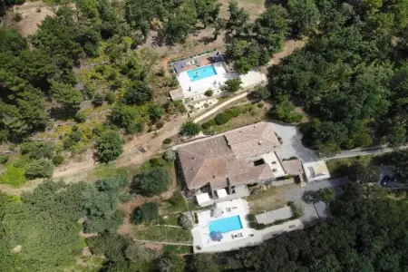 Location Maison à Laurac en Vivarais 16 personnes