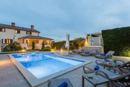 Location Villa à Kastelir 6 personnes