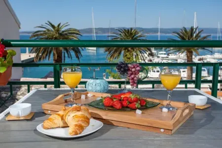 Location Maison à Baska Voda 4 personnes