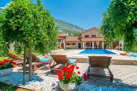 Location Villa à Drivenik 8 personnes