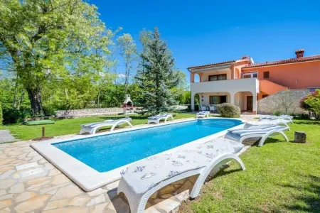 Location Villa à Nedescina 8 personnes