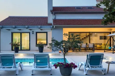 Location Villa à Medulin 9 personnes