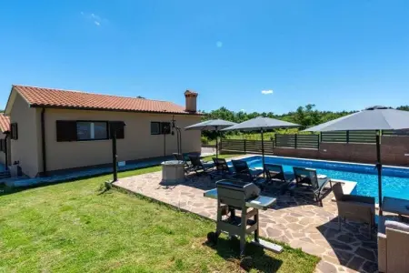Location Maison à Labin 6 personnes