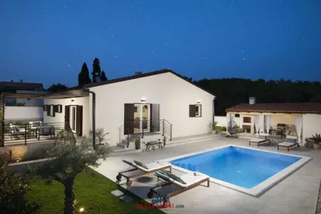 Location Villa à Pula 6 personnes