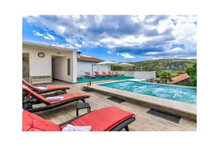 Location Villa à Bribir 11 personnes