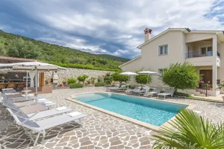 Location Villa à Koromačno 12 personnes