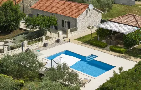 Location Maison à Debeljak 5 personnes