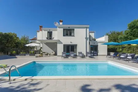 Location Villa à Poreč 9 personnes