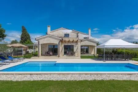 Location Villa à Vabriga 14 personnes