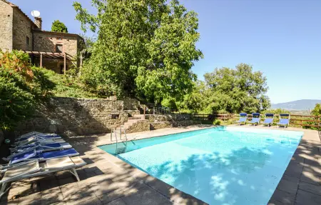 Location Maison à Caprese Michelangelo 14 personnes