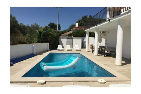 Location Maison à Roses 8 personnes