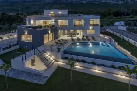 Location Villa à Kaštel Sućurac 12 personnes