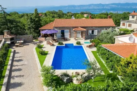 Location Maison à Sveti Vid Dobrinjski 9 personnes