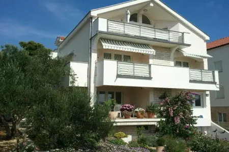 Location Maison à Sveti Filip i Jakov 6 personnes