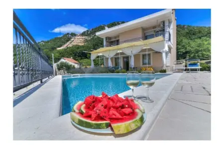 Location Villa à Krizisce 10 personnes