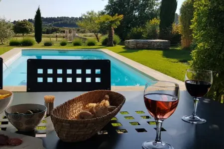 Location Maison à St. Saturnin les Apt 2 personnes