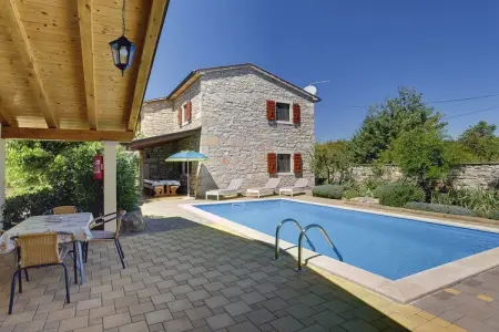 Location Maison à SVETI LOVREČ 6 personnes