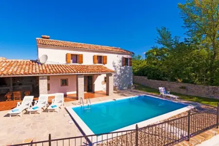 Location Maison à Cerovlje 5 personnes