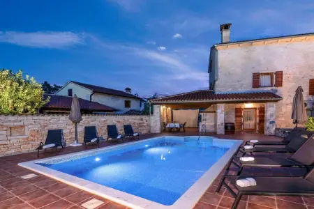 Location Maison à Svetvinčenat 10 personnes