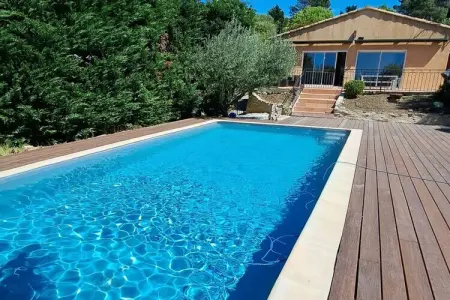 Location Maison à Apt 8 personnes