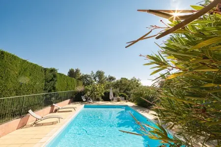 Location Maison à Roussillon 8 personnes