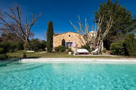Location Villa à Gargas 10 personnes