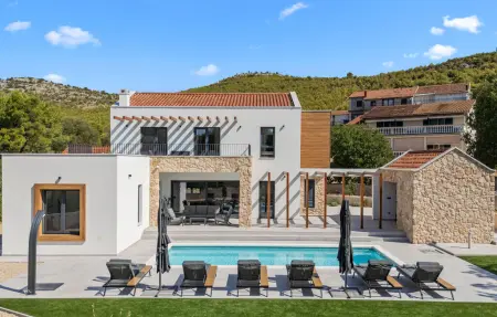 Location Maison à Dubrava Kod Sibenika 8 personnes