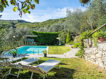 Location Villa à Ville San Pietro 5 personnes