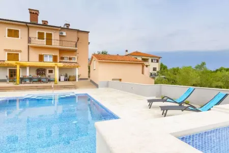 Location Villa à  10 personnes