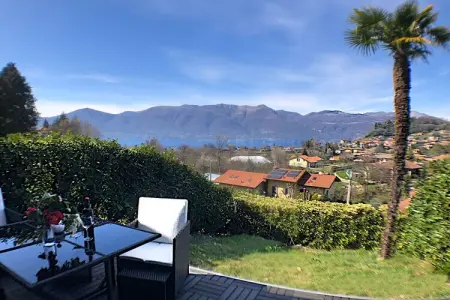 Location Maison à Brezzo di Bedero   Varese 4 personnes