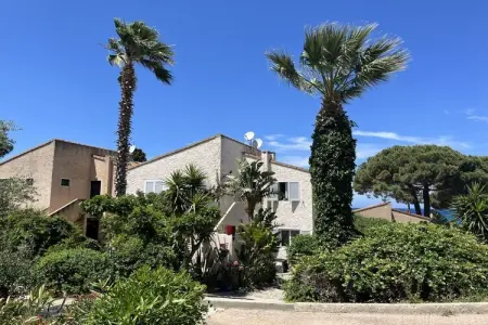 Location Maison à Lumio 5 personnes