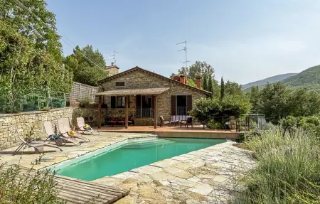 Location Maison à Caprese Michelangelo 6 personnes