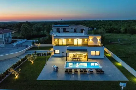 Location Villa à Juršići 10 personnes