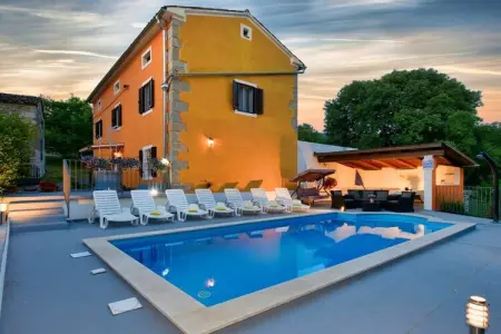 Location Villa à Šušnjevica 8 personnes