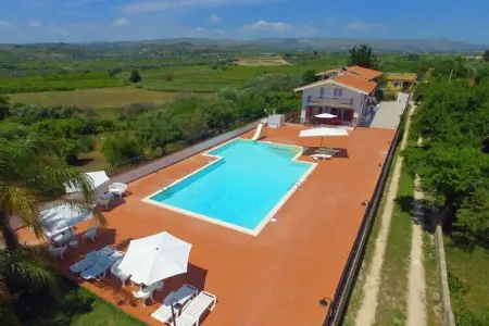 Location Maison à Noto 5 personnes