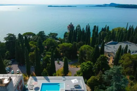 Location Maison à Gardone Riviera 4 personnes