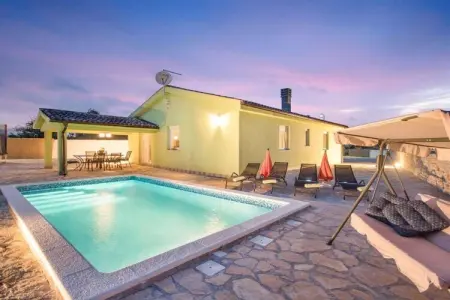 Location Maison à Bale 6 personnes