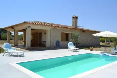 Location Maison à Llubi 4 personnes