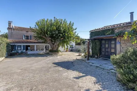 Location Maison à Rapanji 11 personnes