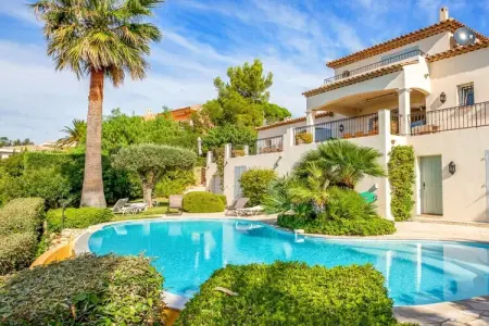 Location Villa à Les Issambres 12 personnes