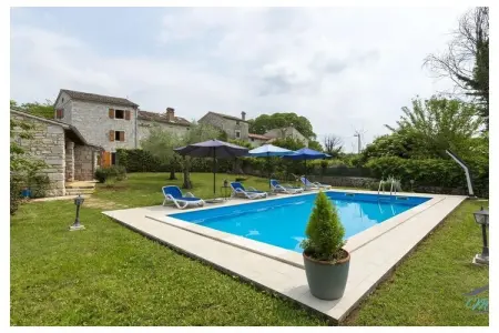Location Maison à Visnjan 8 personnes