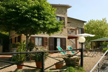 Location Maison à Loro Ciuffenna 10 personnes